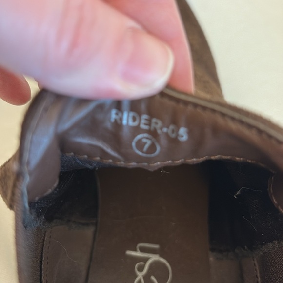 Refresh bootie Rider-05 style line slip on elastic side 1.5” block heels Size 7 - Picture 6 of 7